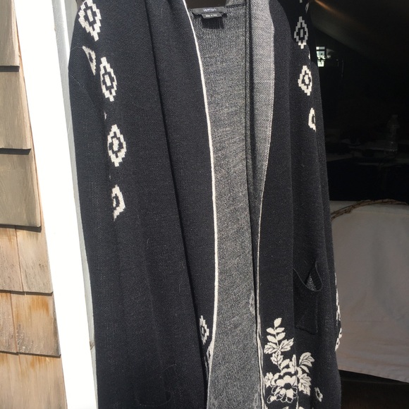 Cardigan - Picture 4 of 6